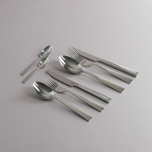 Set de cubiertos Elevation con cuchillo de asado - 48 piezas